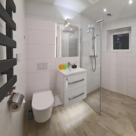 Sjesta River Blisko Centrum, Prywatny Parking, Dodatkowy Bezplatny Parking W Centrum Miasta Kudowa Zdroj