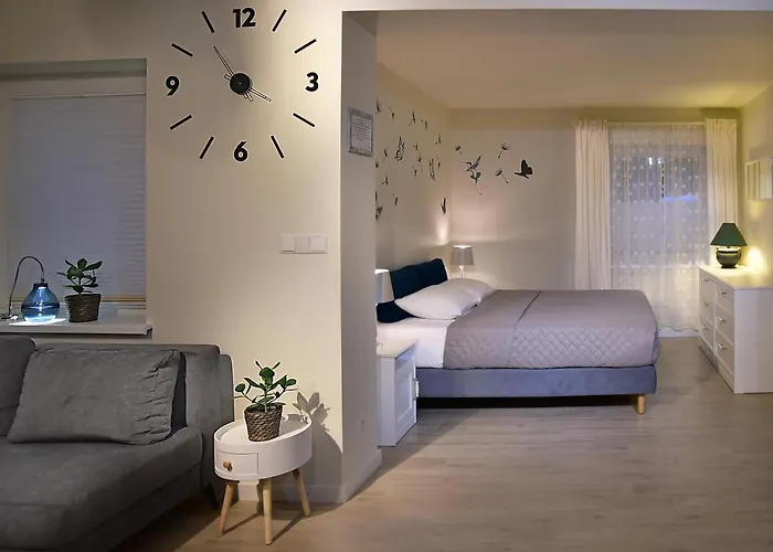 Apartment Sjesta River Blisko Centrum, Prywatny Parking, Dodatkowy Bezplatny Parking W Centrum Miasta Kudowa Zdroj